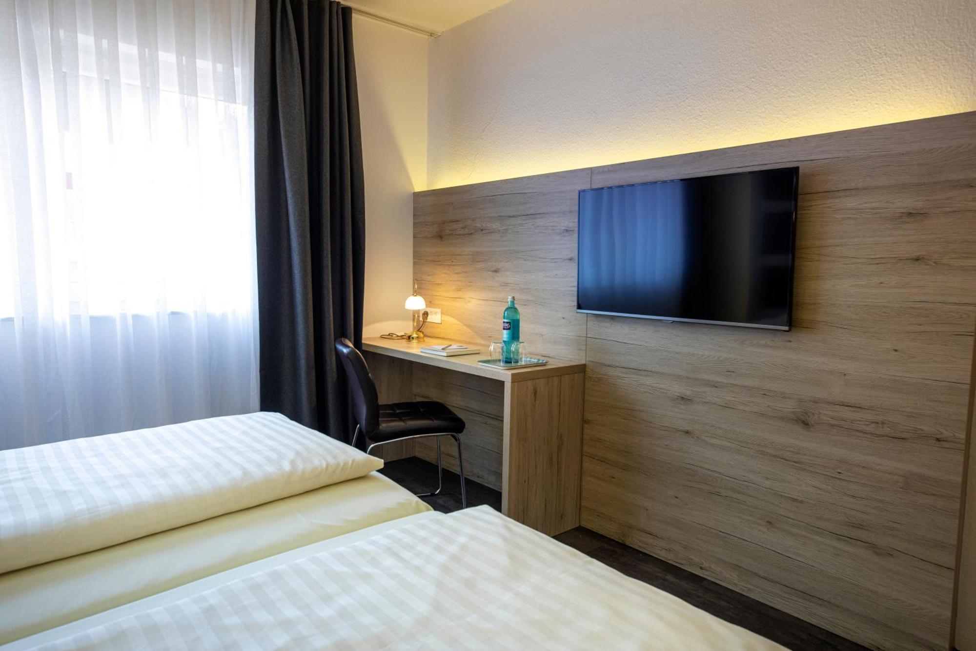 Roomingtons Lueneburger Heide Hodenhagen Εξωτερικό φωτογραφία