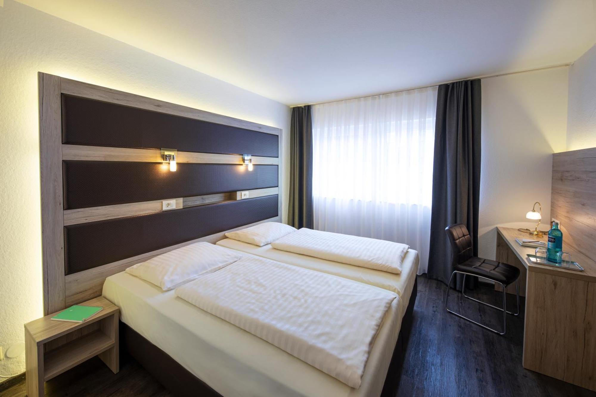 Roomingtons Lueneburger Heide Hodenhagen Εξωτερικό φωτογραφία