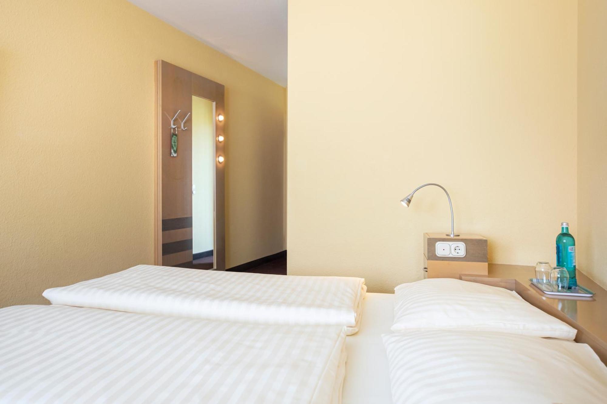 Roomingtons Lueneburger Heide Hodenhagen Εξωτερικό φωτογραφία
